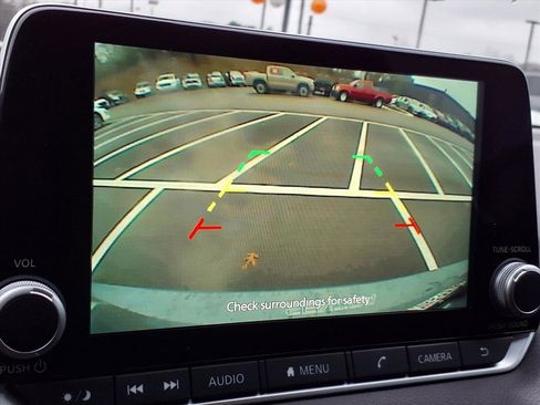 Used 2024 Nissan Sentra SV w/ All-Weather Package image 17