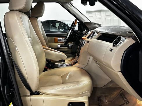 Used 2015 Land Rover LR4 HSE LUX image 21