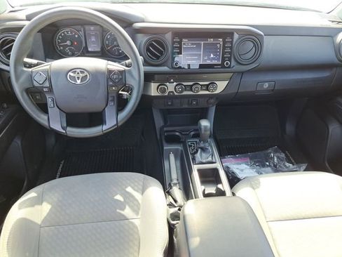 Used 2020 Toyota Tacoma SR AWD/4WD image 17