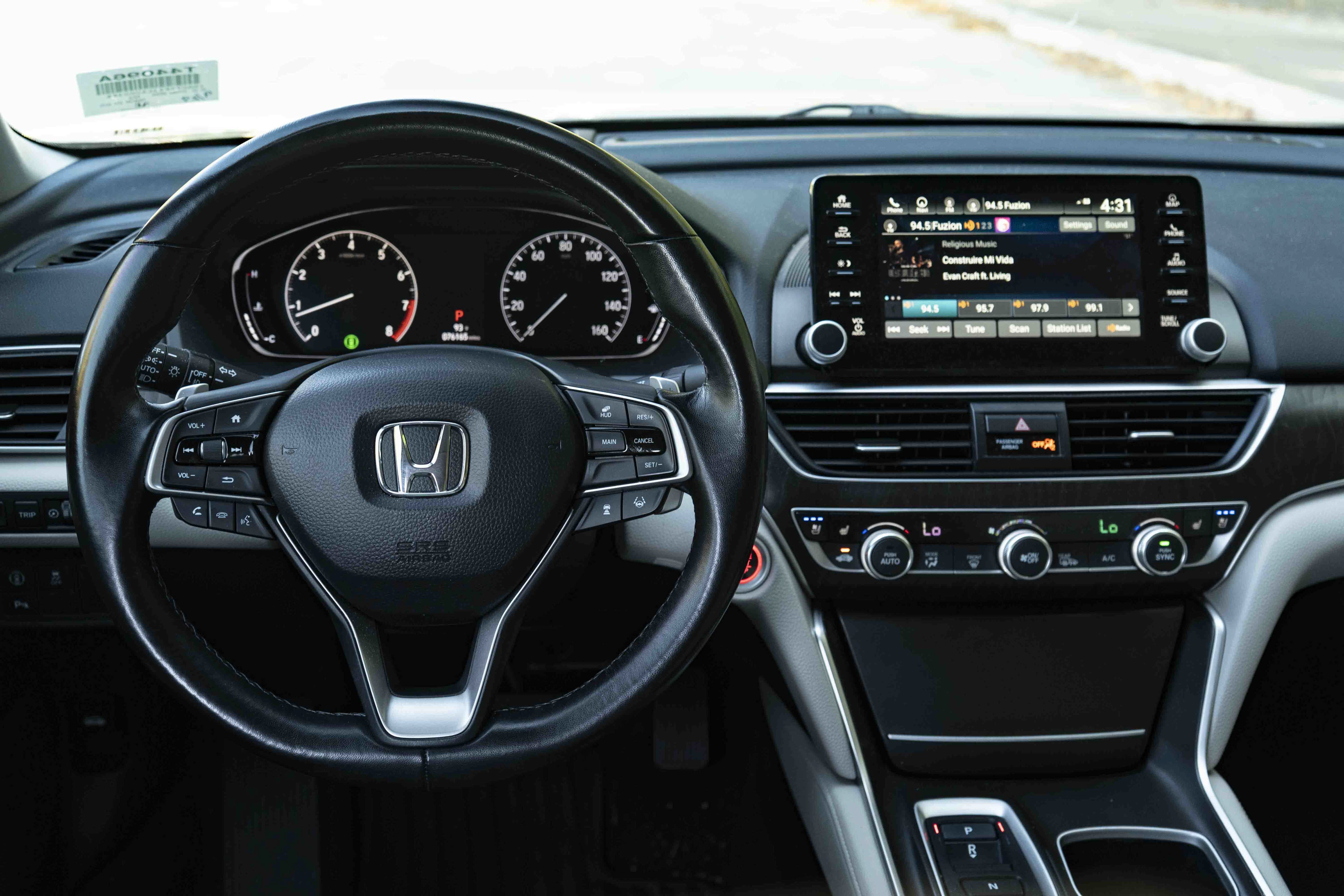 Used 2020 Honda Accord Touring image 19