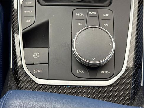 Used 2023 BMW M3 w/ M Carbon Exterior Package RWD image 27