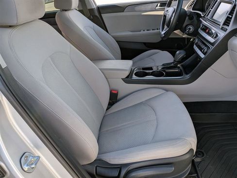 Used 2019 Hyundai Sonata SE image 30