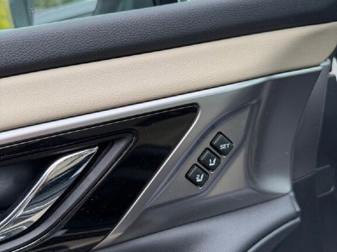 Certified 2021 Subaru Outback Limited image 11