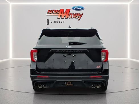 Used 2020 Ford Explorer ST w/ ST Street Pack image 6