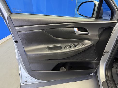Used 2023 Hyundai Santa Fe SEL AWD/4WD image 9