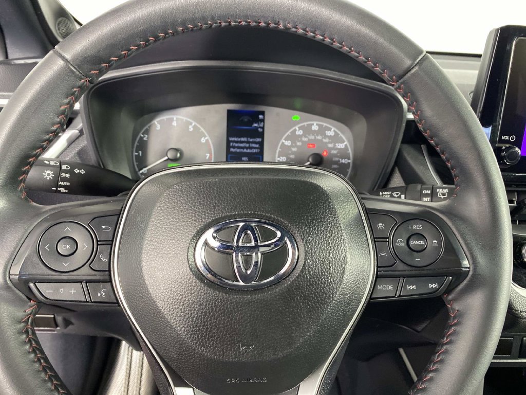 Used 2024 Toyota Corolla Cross AWD Hybrid w/ Moonroof Package image 16