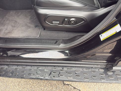 Used 2024 Jeep Grand Cherokee L Limited w/ Luxury Tech Group II image 15