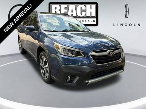 Used 2020 Subaru Outback Limited w/ Popular Package #2 AWD/4WD image 1