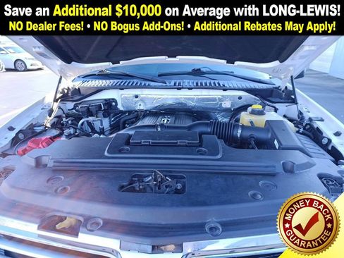 Used 2017 Lincoln Navigator Select image 24