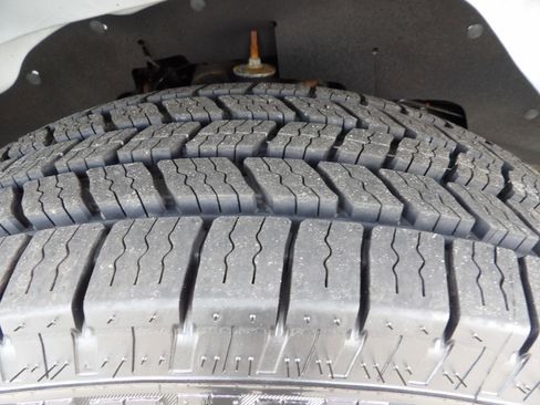 Used 2020 Chevrolet Express 2500 w/ Driver Convenience Package image 56