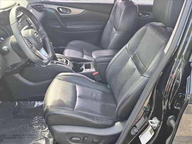 Used 2020 Nissan Rogue Sport SL FWD image 16