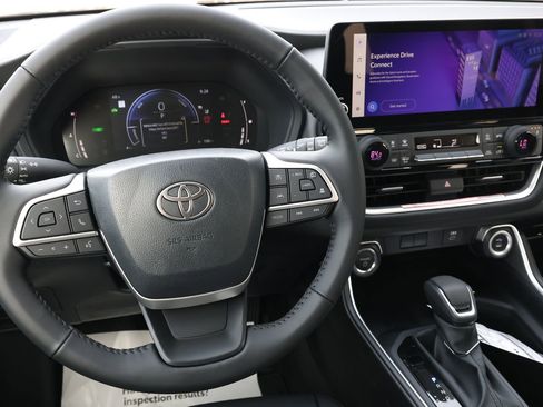 New 2026 Toyota Grand Highlander Limited image 16