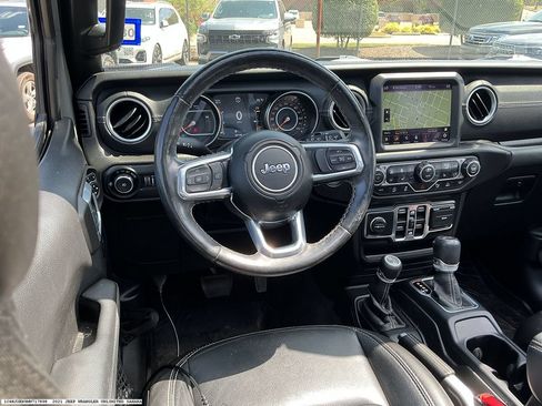 Used 2021 Jeep Wrangler Unlimited Sahara AWD/4WD image 12