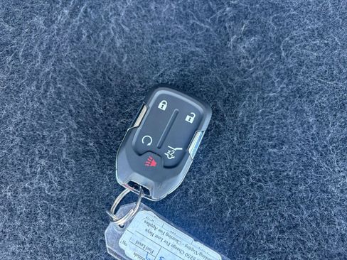 Used 2024 GMC Terrain SLT AWD/4WD image 28