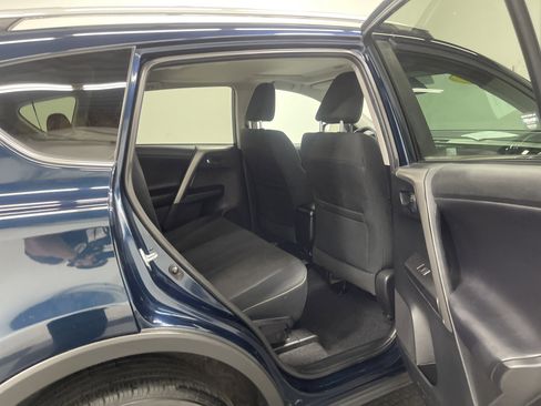 Used 2017 Toyota RAV4 XLE image 21