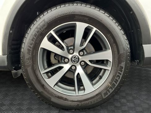 Used 2016 Toyota RAV4 XLE image 12