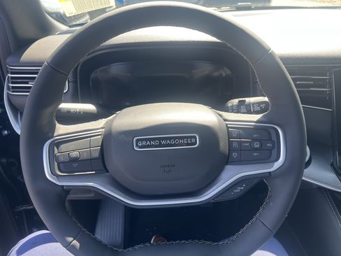 New 2026 Jeep Grand Wagoneer L Limited AWD/4WD image 22
