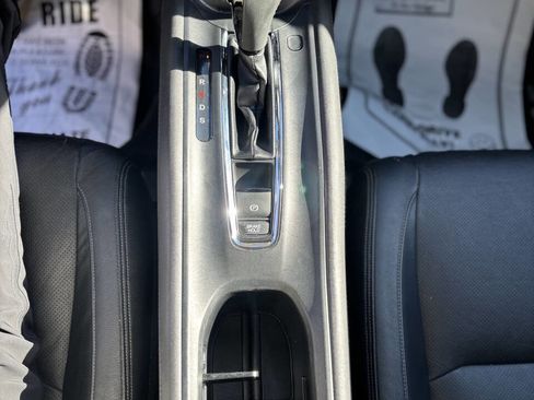 Used 2019 Honda HR-V EX-L image 14