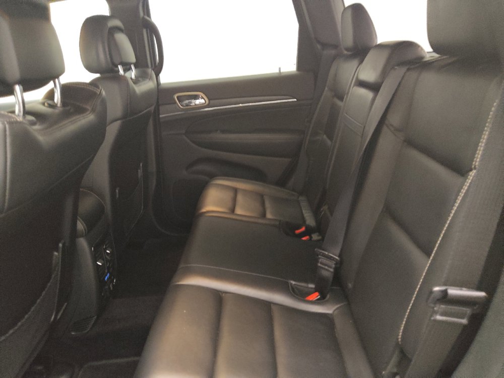 Used 2017 Jeep Grand Cherokee Limited AWD/4WD image 18