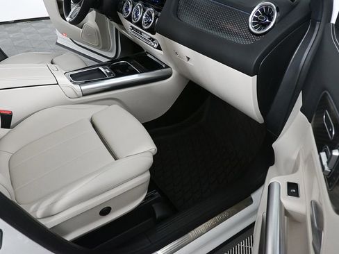 Used 2026 Mercedes-Benz GLA 250 image 23