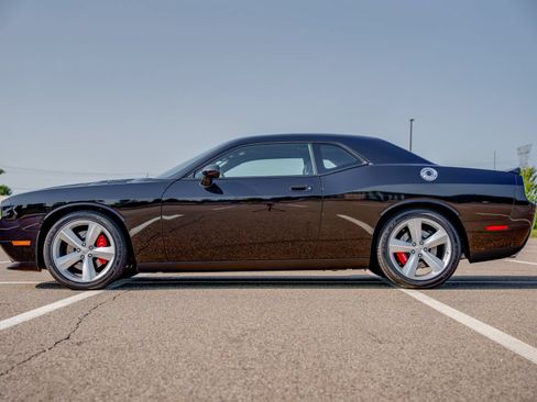 Used 2008 Dodge Challenger SRT8 RWD image 4