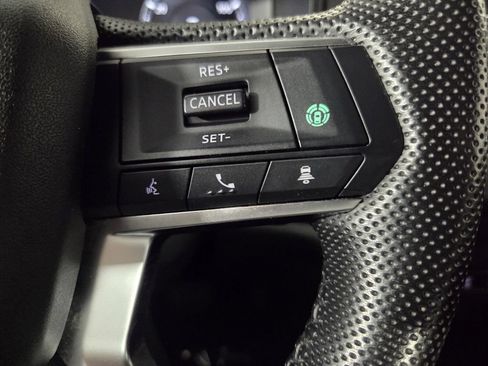 Used 2023 Mitsubishi Outlander SE FWD image 17