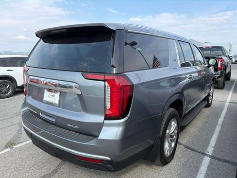 Used 2022 GMC Yukon XL SLT w/ SLT Luxury Package AWD/4WD image 4