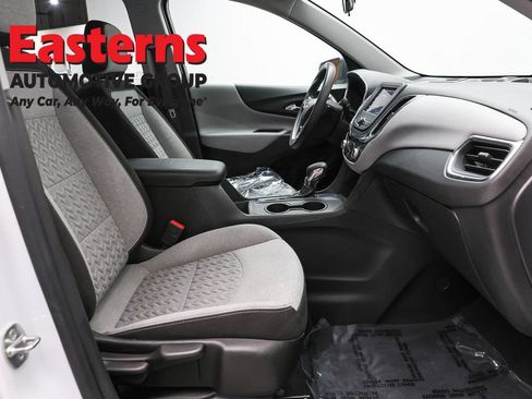 Used 2023 Chevrolet Equinox LS w/ Driver Confidence II Package FWD image 23