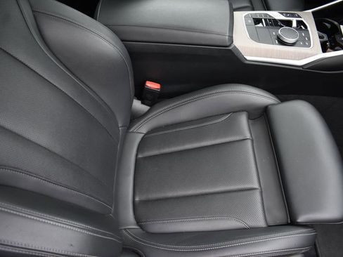 Used 2025 BMW 430i Coupe w/ Premium Package RWD image 26
