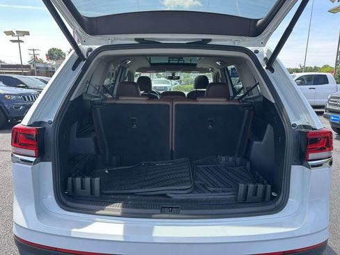 Used 2023 Volkswagen Atlas SE w/ Panoramic Sunroof Package image 10