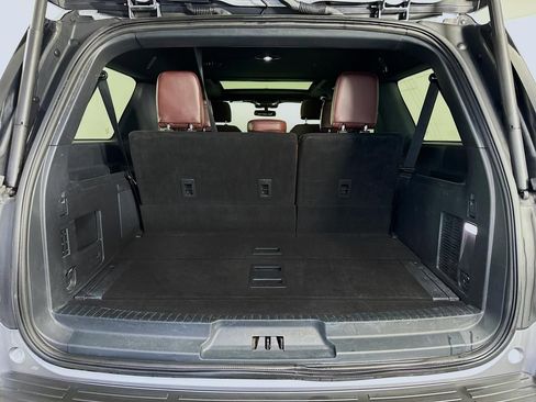 Used 2023 Ford Expedition Max Limited image 18