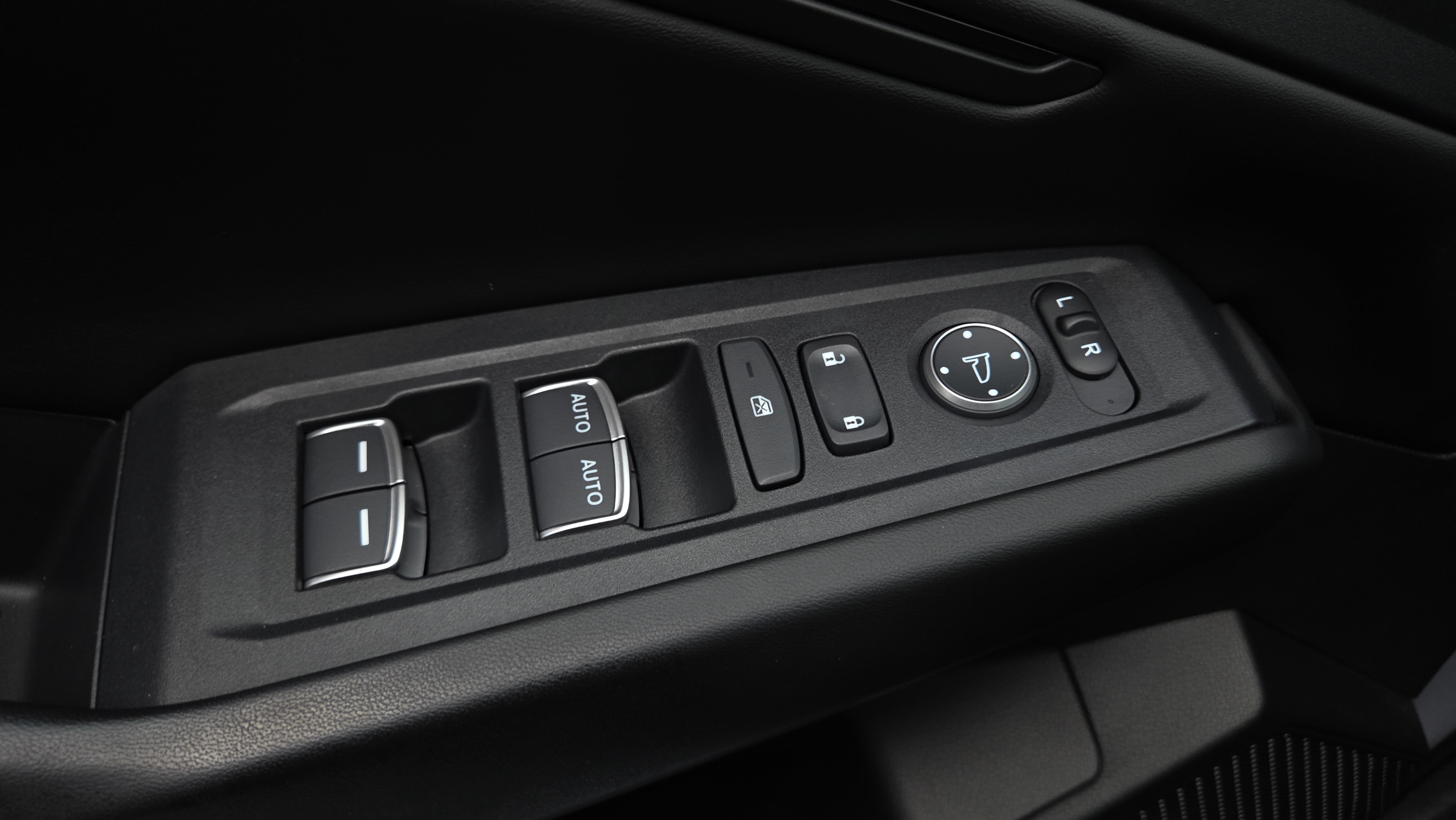 Used 2023 Honda Accord EX image 37
