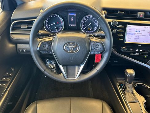 Certified 2020 Toyota Camry SE FWD image 16