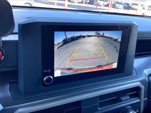 Used 2025 Toyota Tacoma TRD Off-Road image 26