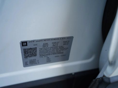 Used 2021 Chevrolet Equinox LT FWD image 9
