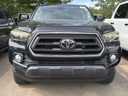 Used 2022 Toyota Tacoma SR5 w/ Technology Package RWD image 3