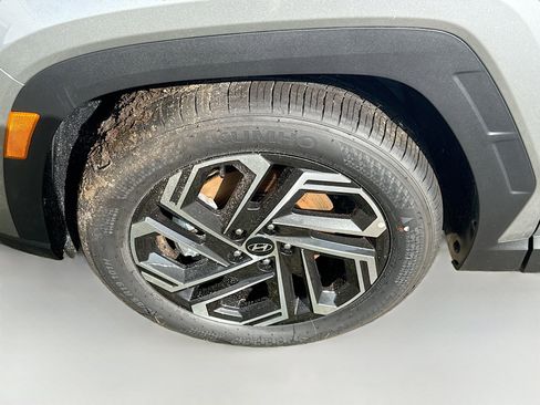 New 2026 Hyundai Tucson Limited FWD image 25