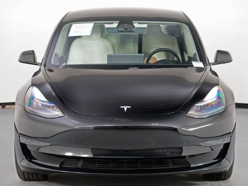 Used 2021 Tesla Model 3 Standard Range Plus image 48