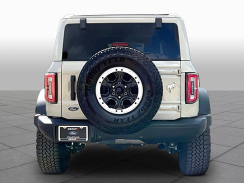Used 2025 Ford Bronco Badlands AWD/4WD image 5