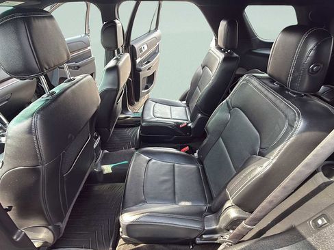 Used 2016 Ford Explorer Limited w/ Equipment Group 301A image 34