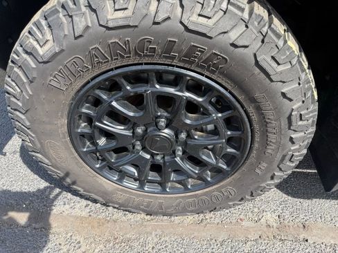 Used 2025 Toyota Tundra SR5 image 8