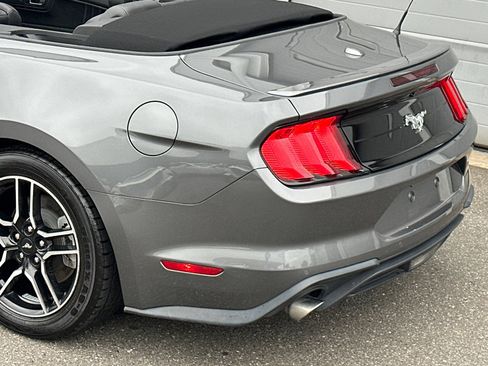Used 2023 Ford Mustang Premium image 8