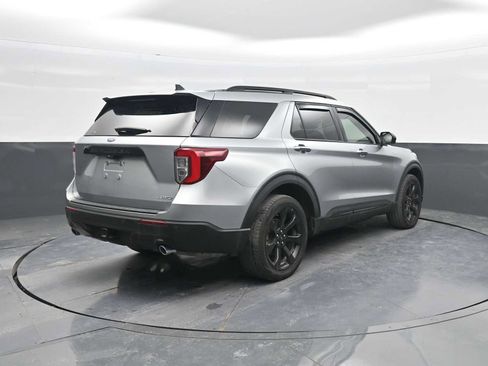Certified 2024 Ford Explorer ST-Line w/ Class IV Trailer Tow Package AWD/4WD image 7