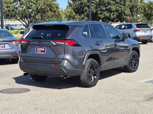 Used 2024 Toyota RAV4 LE FWD image 5