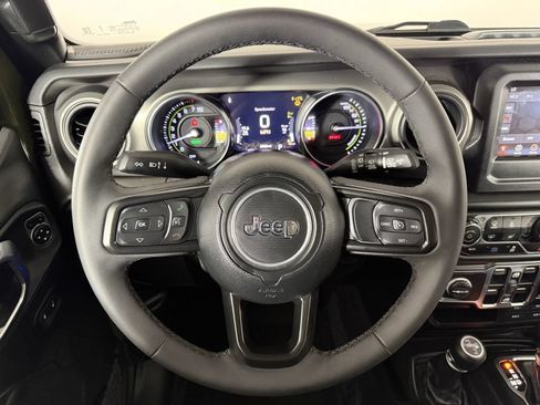 Used 2023 Jeep Wrangler Unlimited w/ Cold Weather Group AWD/4WD image 43