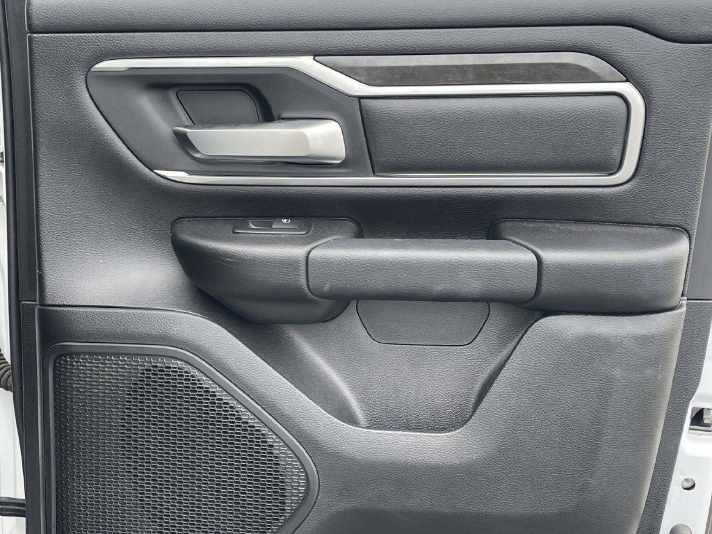 Used 2022 RAM 1500 Big Horn w/ Night Edition AWD/4WD image 15
