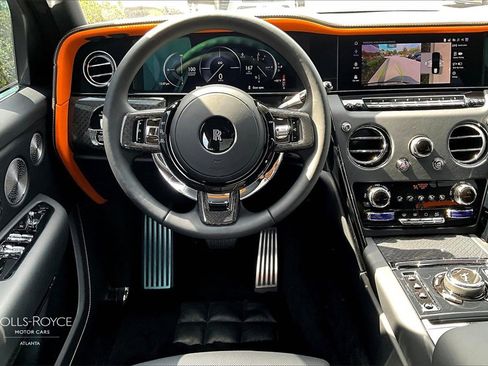 Certified 2025 Rolls-Royce Cullinan Black Badge image 9