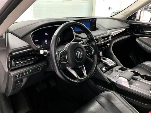 Used 2022 Acura MDX SH-AWD w/ Advance Package image 2