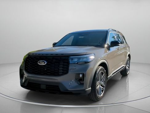 New 2026 Ford Explorer ST-Line w/ ST-Line Street Pack image 10