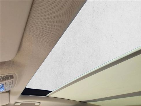 Certified 2024 Mercedes-Benz GLE 350 4MATIC image 9